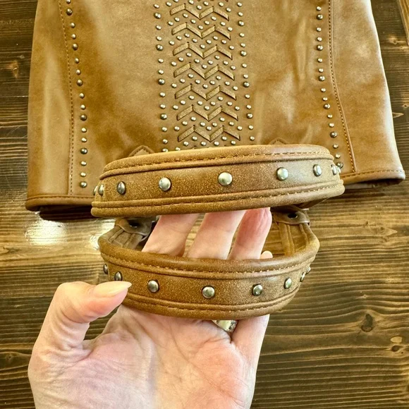 American Bling‎ by Montana West Tan Studded Conceal Carry Tote Bag - Picture 3 of 10